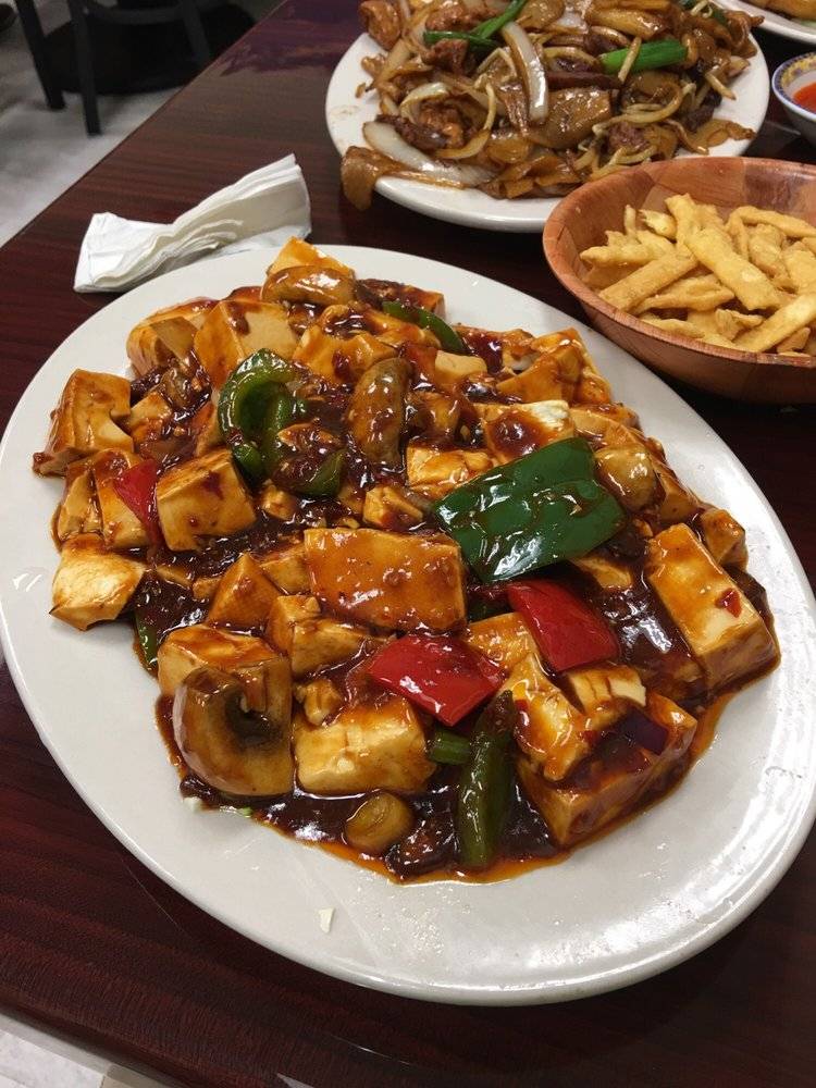 Sesame House | restaurant | 134 Plaza Dr, Williamsville, NY 14221, USA | 7166893939 OR +1 716-689-3939