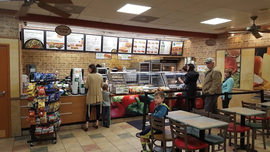 Subway | restaurant | 3327 Brandon Ave SW, Roanoke, VA 24018, USA | 5407773327 OR +1 540-777-3327