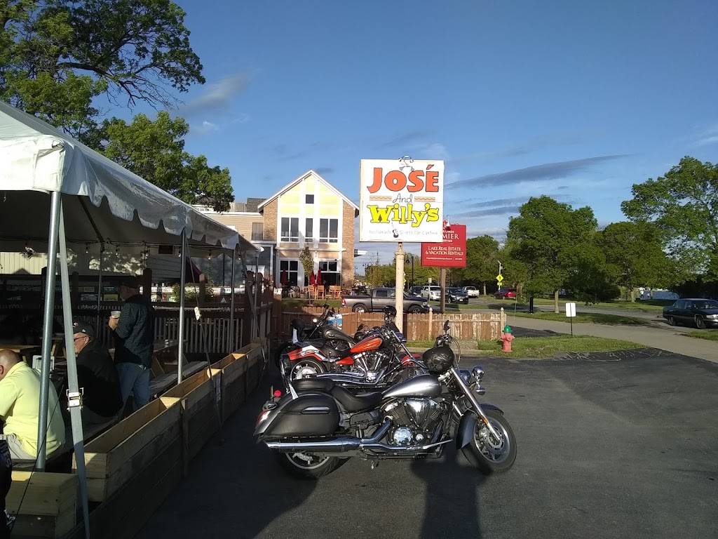 Jose & Willys at the Lake | restaurant | 20 Lakeshore Dr, Canandaigua, NY 14424, USA | 5859050017 OR +1 585-905-0017