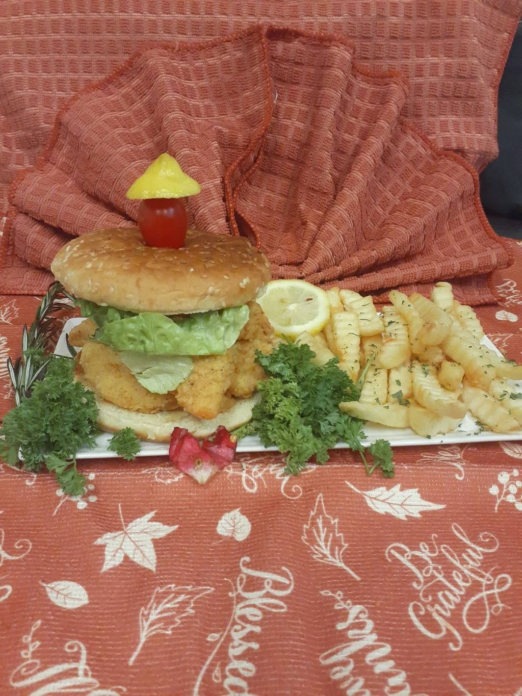 Pile Em Up Carryout | restaurant | 5110 N 40th St, Tampa, FL 33610, USA | 8136665310 OR +1 813-666-5310