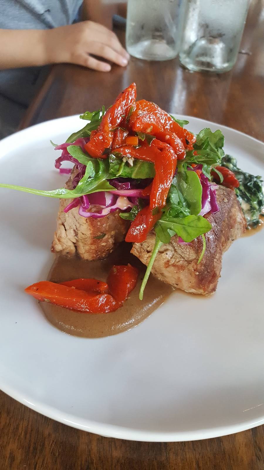 The Fat Lamb Modern Kitchen & Bar | restaurant | 2011 Grinstead Dr #104, Louisville, KY 40204, USA | 5024097499 OR +1 502-409-7499