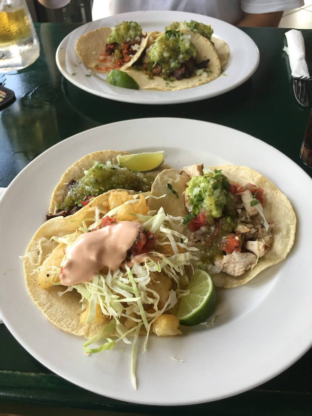 Guakamoles | restaurant | 1281 Plaza Cir, West Palm Beach, FL 33404, USA | 5617999355 OR +1 561-799-9355