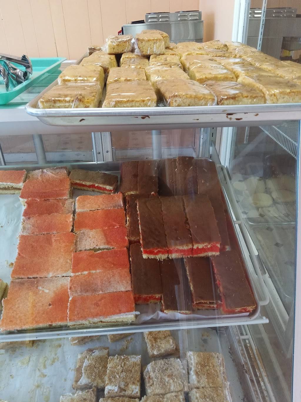 Shalom panaderia y restaurant | restaurant | 23224, Richmond, VA 23224, USA | 8044478422 OR +1 804-447-8422