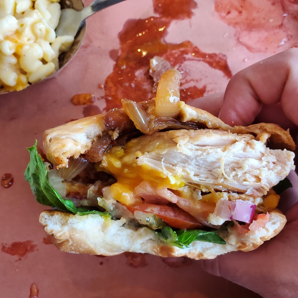 Q’s Chicken Schack | restaurant | 40 Sea Island Pkwy, Beaufort, SC 29907, USA | 8433797757 OR +1 843-379-7757