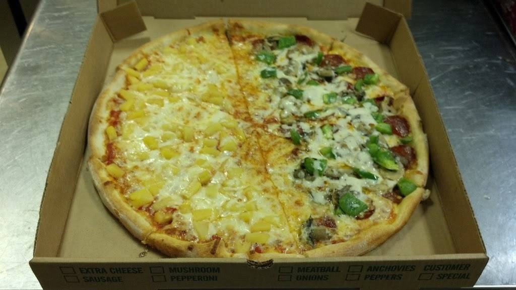 Classic Pizza | restaurant | 112 St Claire Pl #102, Stevensville, MD 21666, USA | 4106437533 OR +1 410-643-7533