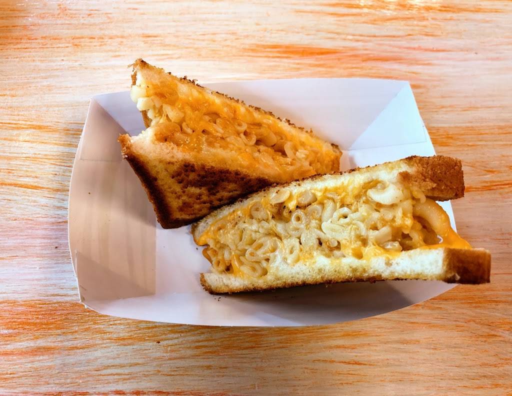 The Happy Grilled Cheese | restaurant | 9965 San Jose Blvd #48, Jacksonville, FL 32257, USA | 9046602857 OR +1 904-660-2857