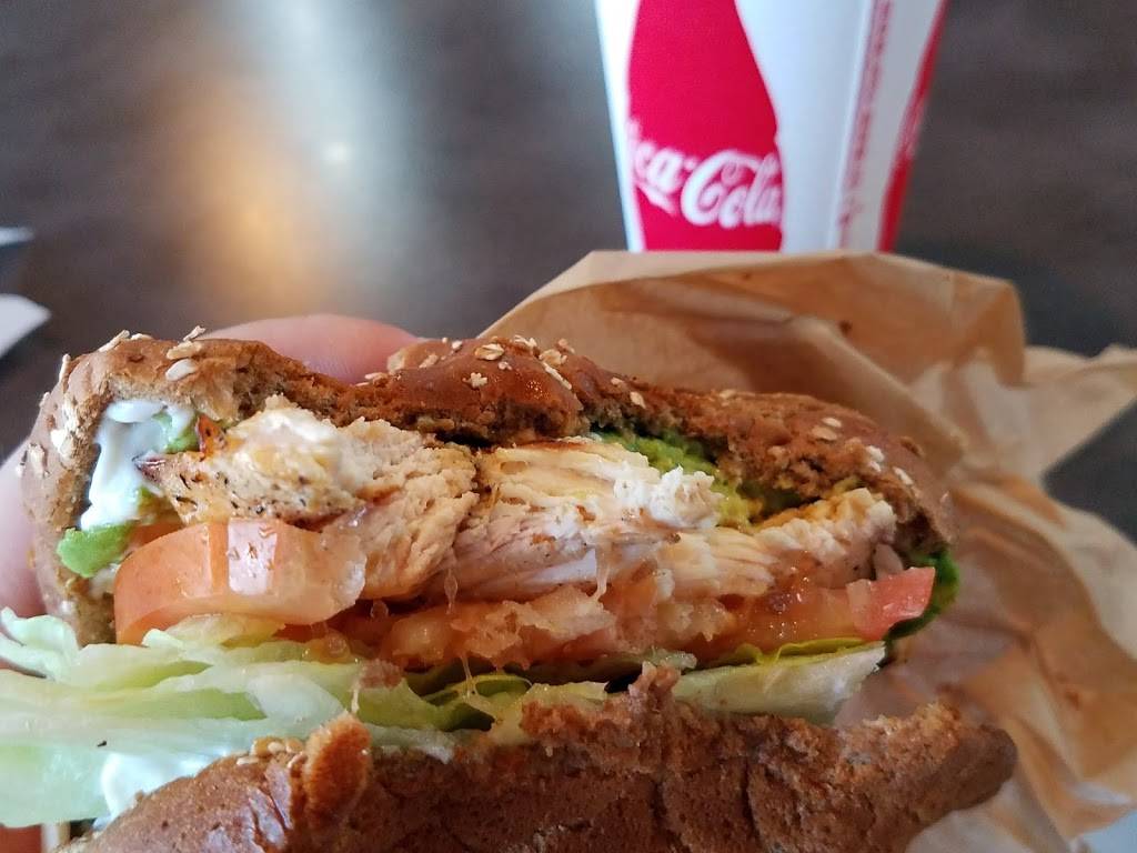 The Grill | restaurant | 2401 E Orangethorpe Ave, Fullerton, CA 92831, USA | 7145255222 OR +1 714-525-5222