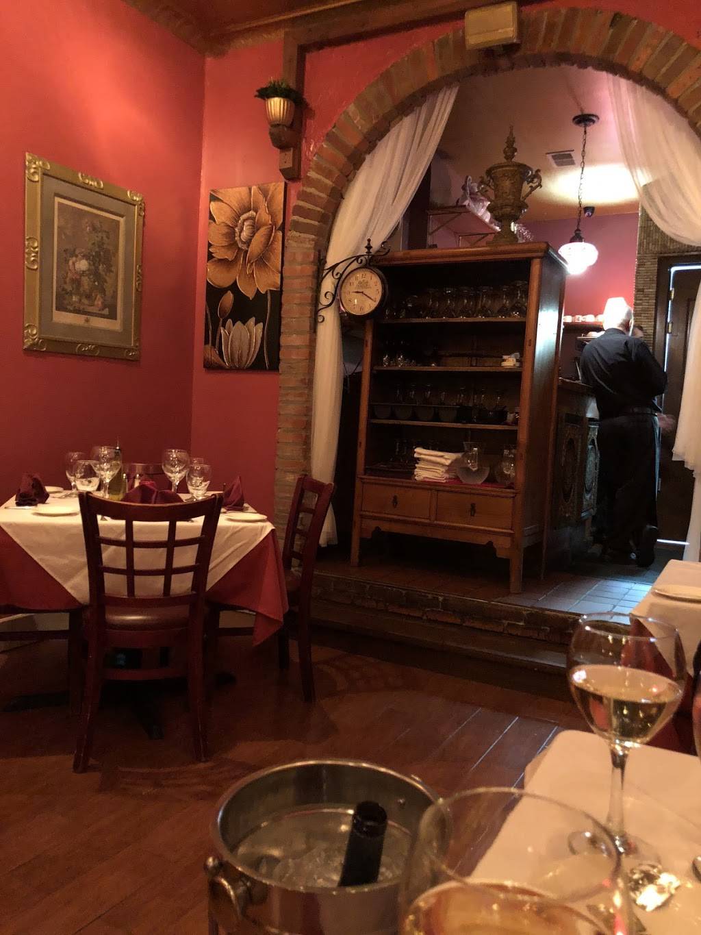 Bistro Amore | restaurant | 4007, 327A Lakeview Ave, Clifton, NJ 07011, USA | 9739554489 OR +1 973-955-4489