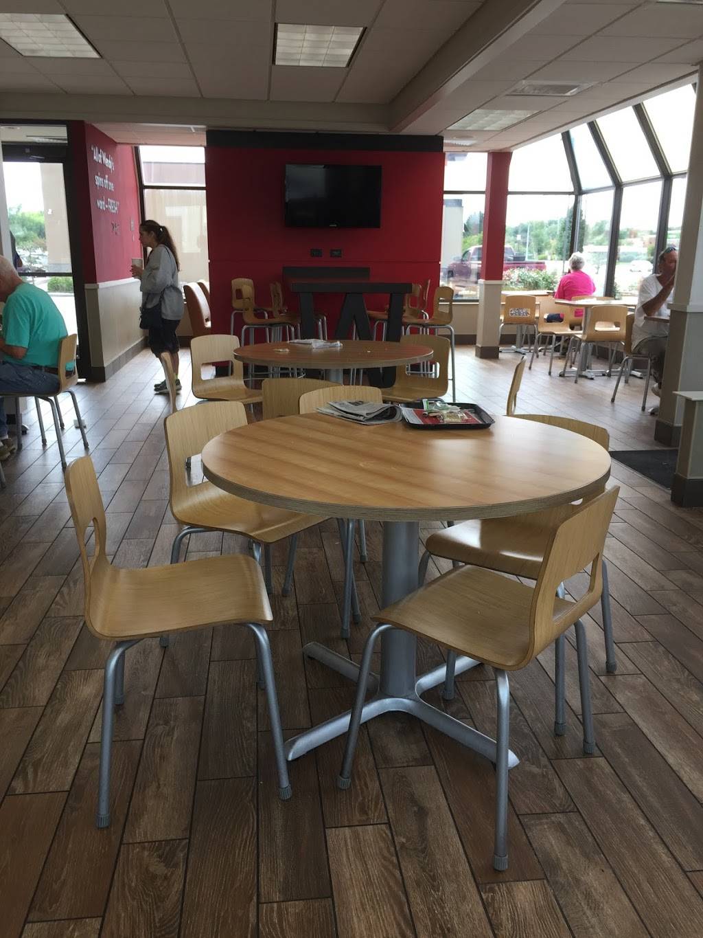 Wendys | restaurant | 747 S, IN-135, Greenwood, IN 46143, USA | 3178812872 OR +1 317-881-2872