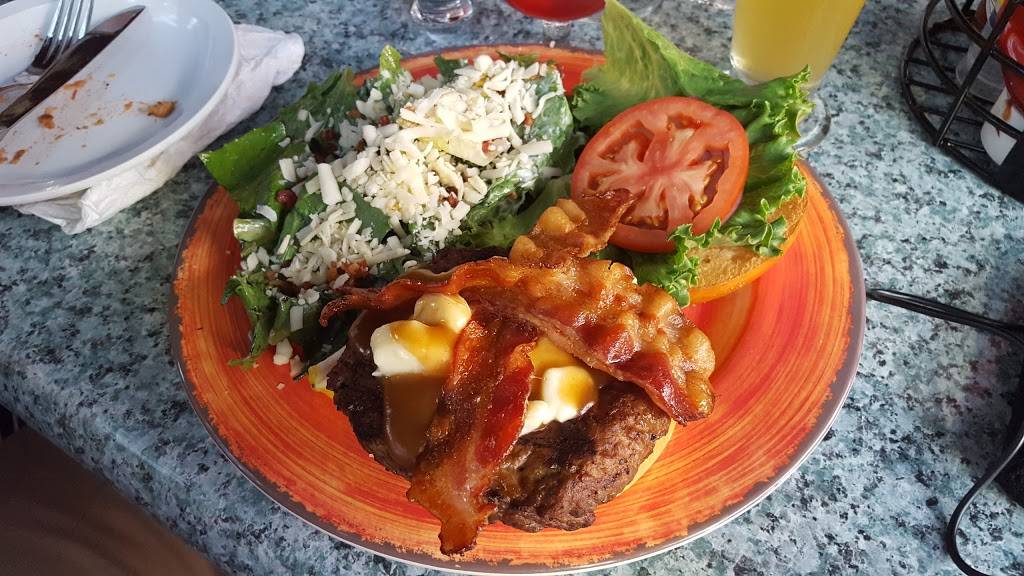 Brouemont Micro - brasserie | restaurant | 107 Boulevard de Bromont, Bromont, QC J2L 2K7, Canada | 4505340001 OR +1 450-534-0001