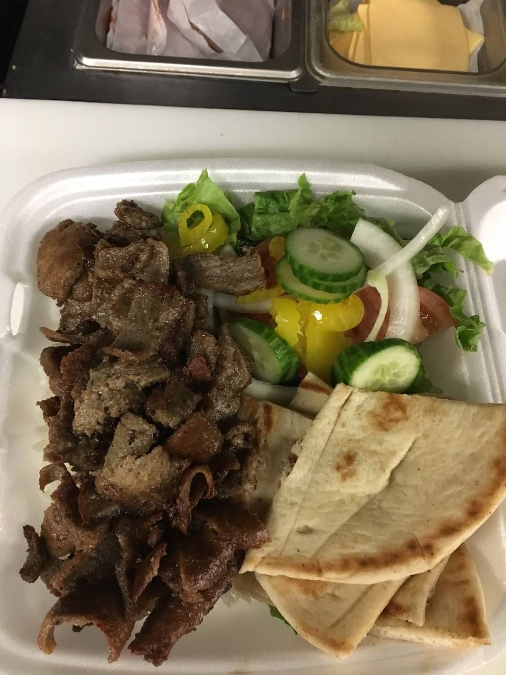 Lakeside Hots | restaurant | 3345 Lake Ave, Rochester, NY 14612, USA | 5852704885 OR +1 585-270-4885