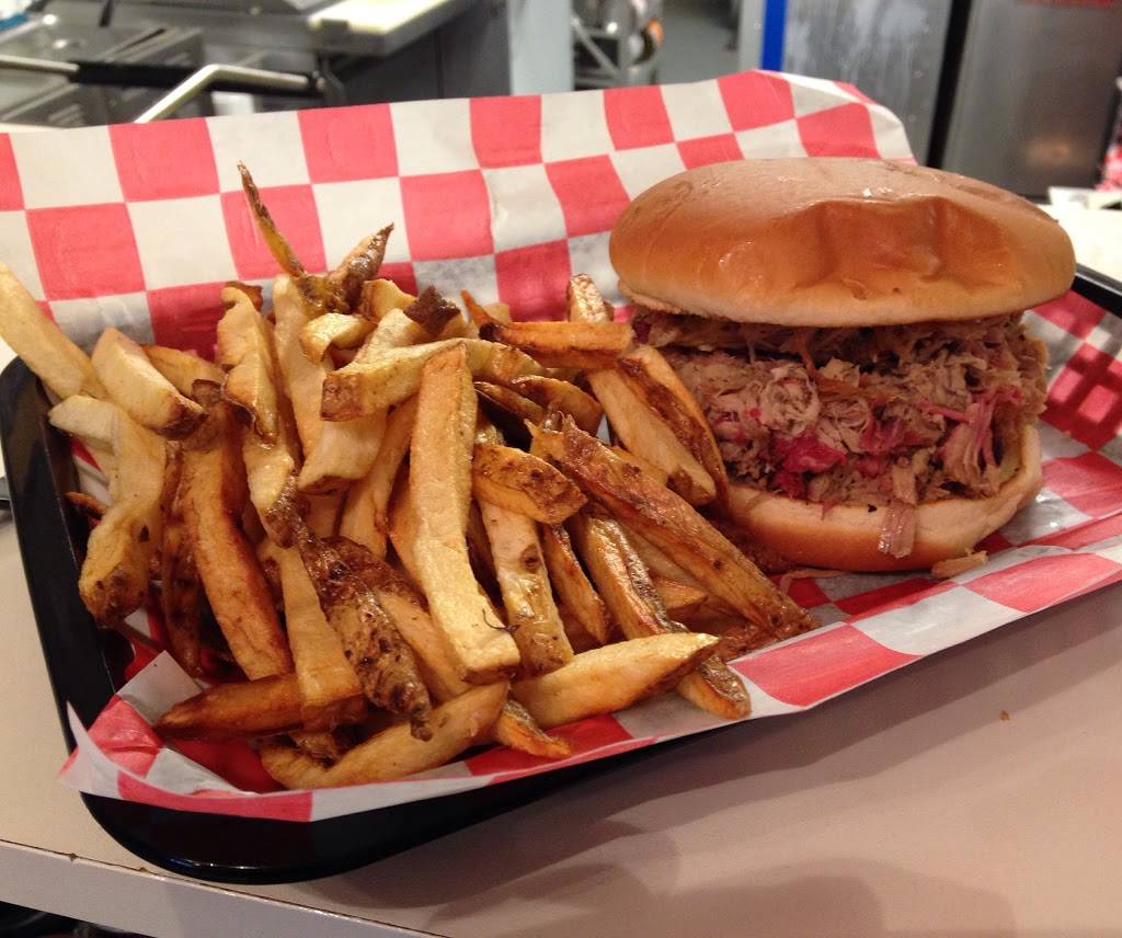 Little Pigs BBQ | restaurant | 840 S Pine St, Spartanburg, SC 29302, United States | 8643106282 OR +1 864-310-6282