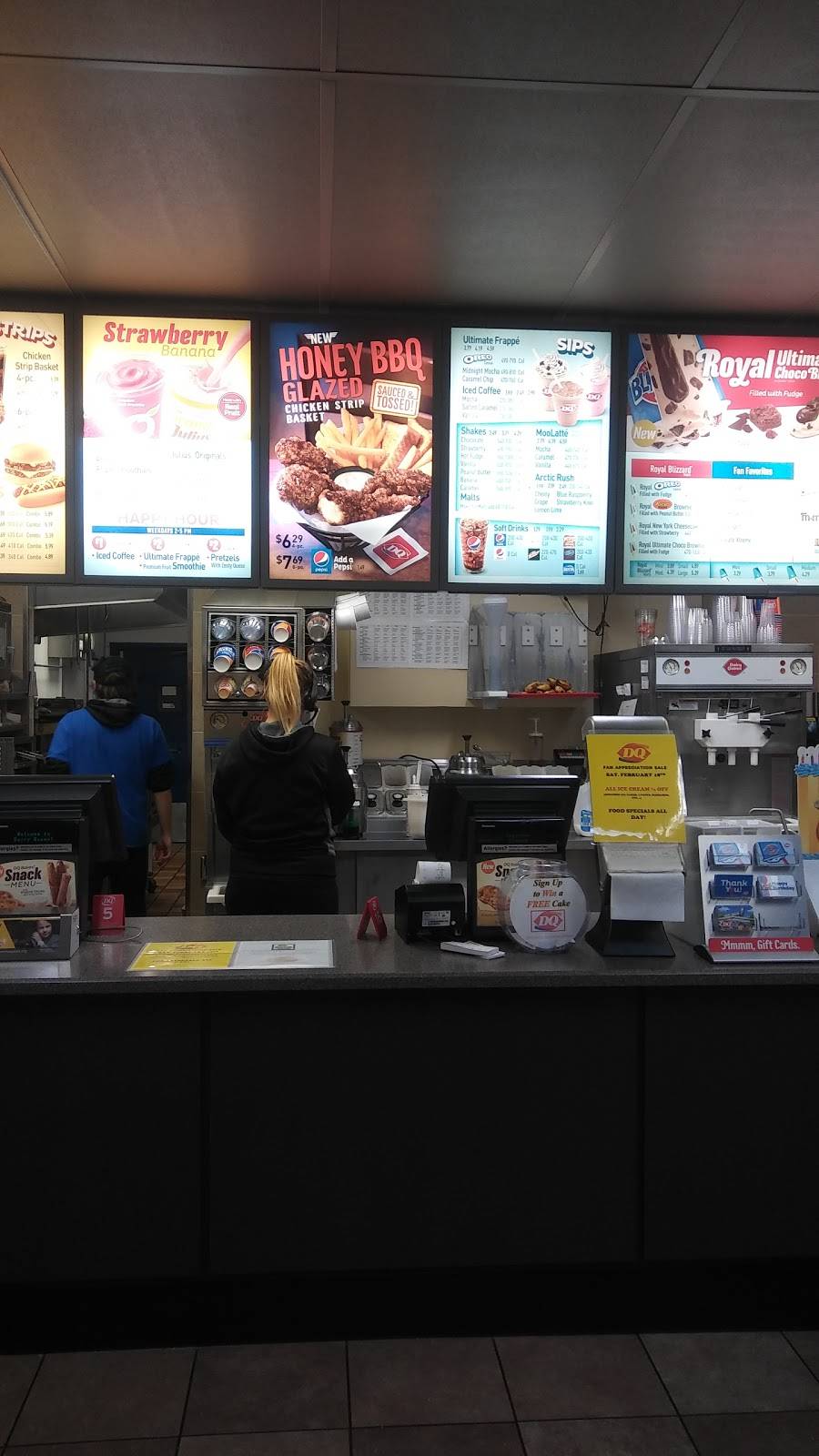 Dairy Queen Grill & Chill | restaurant | 424 W Main St, Anoka, MN 55303, USA | 7634213892 OR +1 763-421-3892