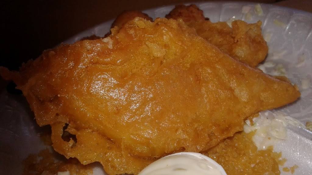 Long John Silvers | restaurant | 596 W Olive Ave, Porterville, CA 93257, USA | 5597843674 OR +1 559-784-3674