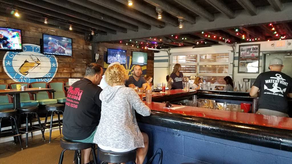 The Hills Local Pub | restaurant | 8758 La Mesa Blvd, La Mesa, CA 91942, USA | 6197417166 OR +1 619-741-7166