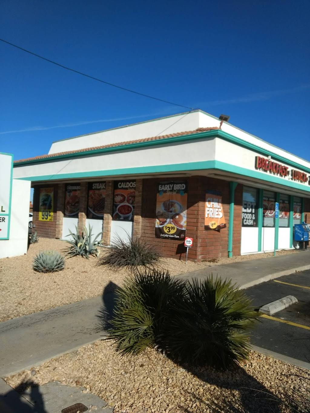 Louis Burgers | restaurant | 44328 10th St W, Lancaster, CA 93534, USA | 6619487865 OR +1 661-948-7865