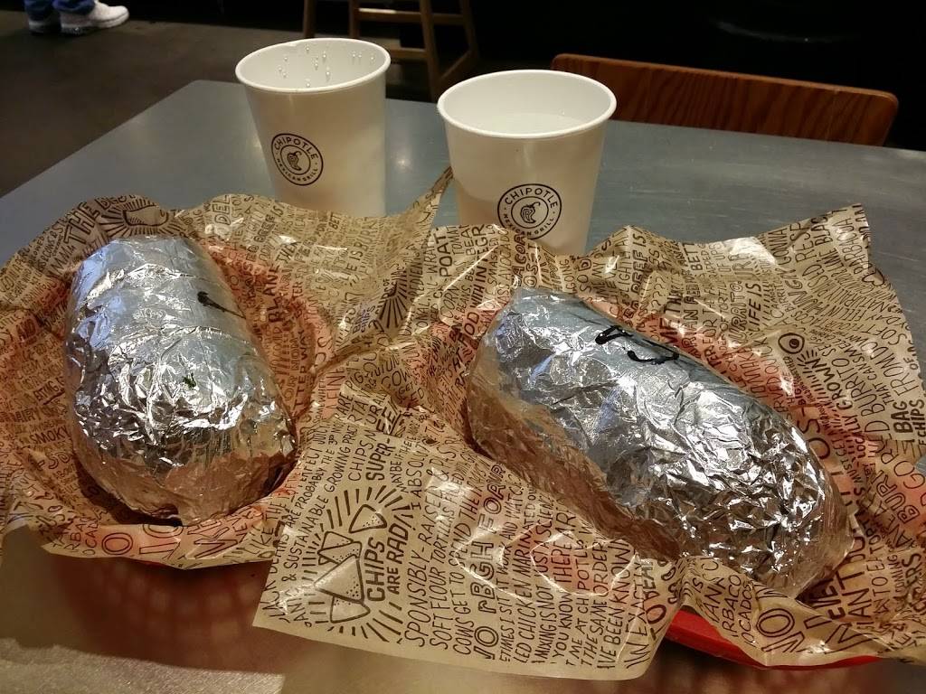 Chipotle Mexican Grill | restaurant | 625 Black Lake Blvd SW Ste J-22, Olympia, WA 98501, USA | 3609180092 OR +1 360-918-0092