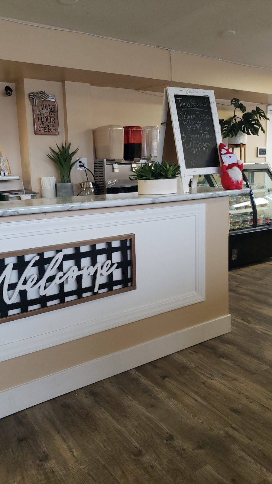 Monarca Birrieria | restaurant | 6022 Columbia Ave, Hammond, IN 46320, USA | 2198030044 OR +1 219-803-0044