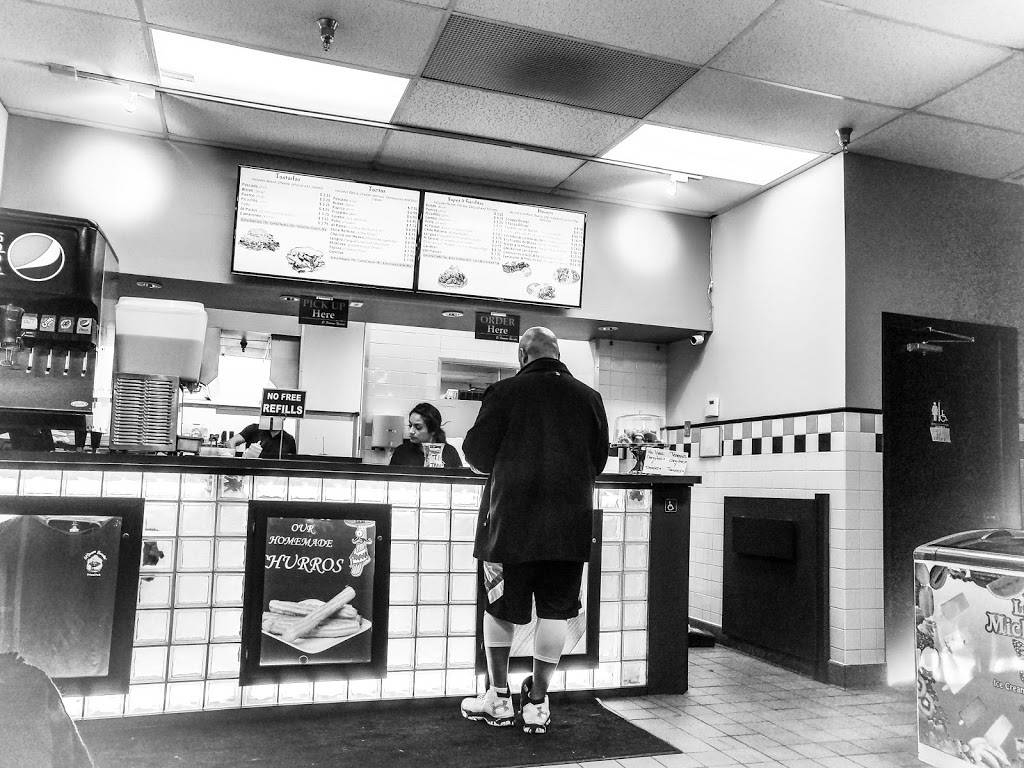 El Famous Burrito | restaurant | 14494 South La Grange Road, Orland Park, IL 60462, USA | 7084034661 OR +1 708-403-4661