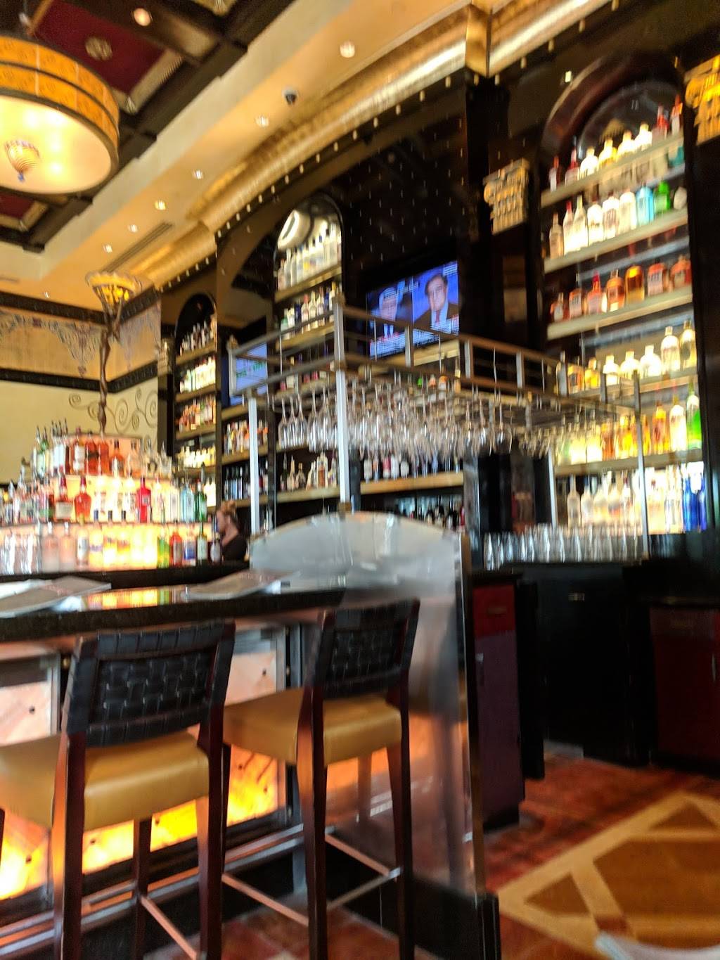 Grand Lux Cafe | restaurant | 6000 Glades Rd Ste 1016, Boca Raton, FL 33431, USA | 5613922141 OR +1 561-392-2141