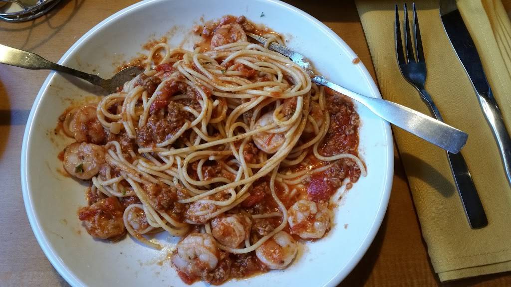 Olive Garden Italian Restaurant | meal takeaway | 22503 US-281, San Antonio, TX 78258, USA | 2104819964 OR +1 210-481-9964
