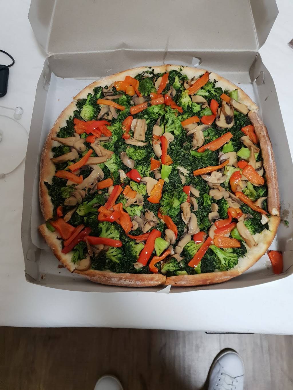 VIPizza | meal takeaway | 43-4 Bell Blvd, Bayside, NY 11361, USA | 7182299311 OR +1 718-229-9311