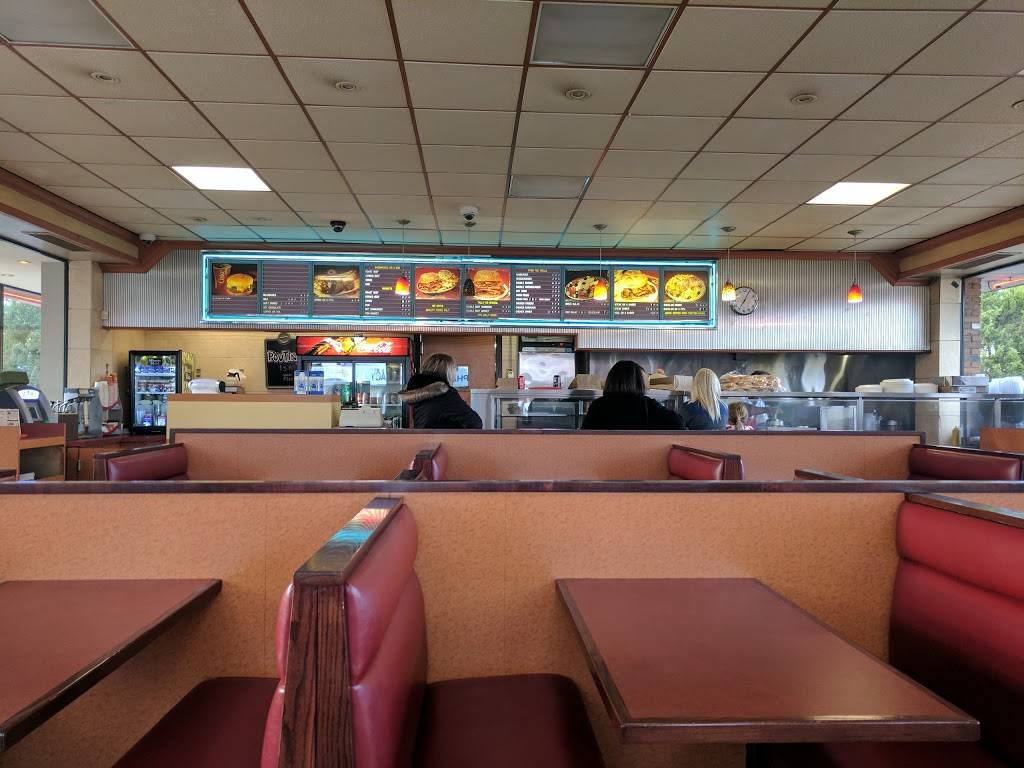 Tally Ho Restaurant | restaurant | 1536 Main St W, Hamilton, ON L8S 1E4, Canada | 9055296043 OR +1 905-529-6043