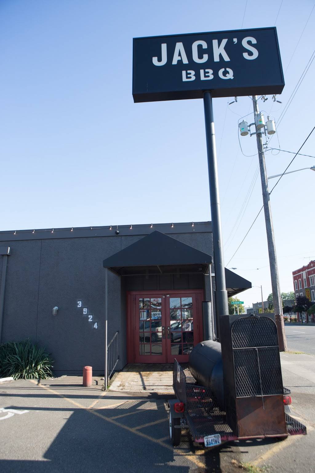 Jacks BBQ - SoDo | restaurant | 3924 Airport Way S, Seattle, WA 98108, USA | 2064674038 OR +1 206-467-4038