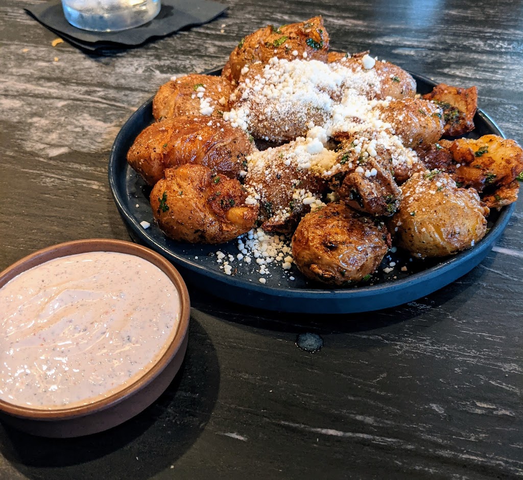 Chivos | restaurant | 222 W 11th St, Houston, TX 77008, USA | 8327671417 OR +1 832-767-1417