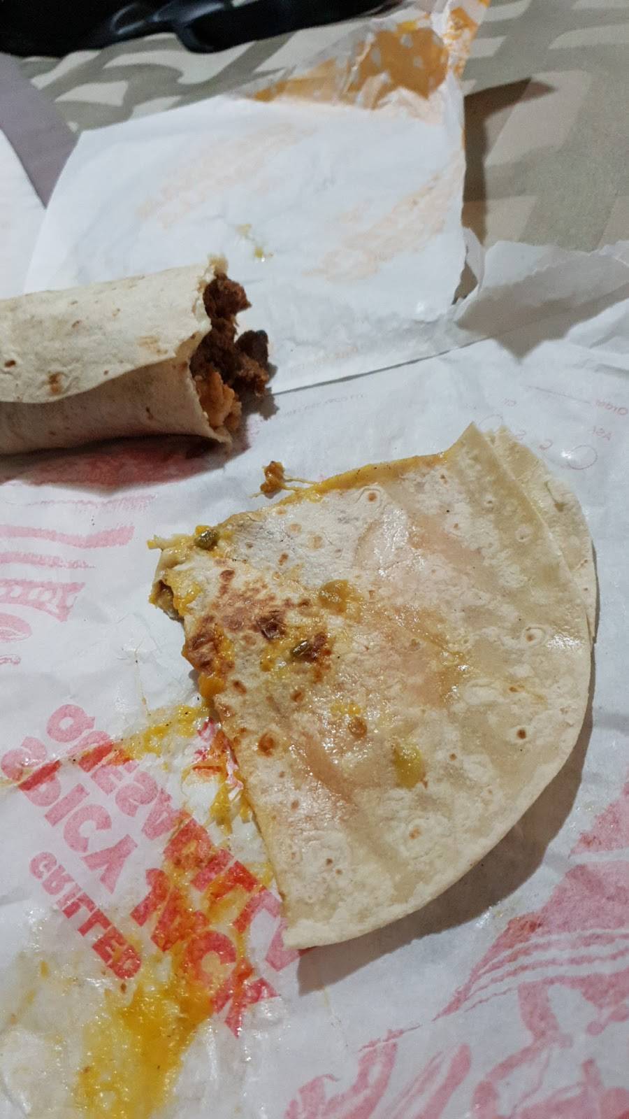 Del Taco | meal takeaway | 8324 CA-138, Phelan, CA 92371, USA | 7602496105 OR +1 760-249-6105