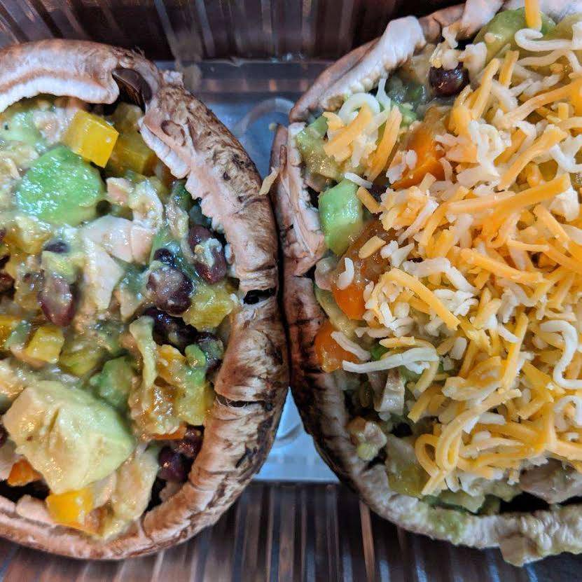 Caras Cafe | restaurant | 617 S Main St, Wetumpka, AL 36092, USA | 3344783593 OR +1 334-478-3593