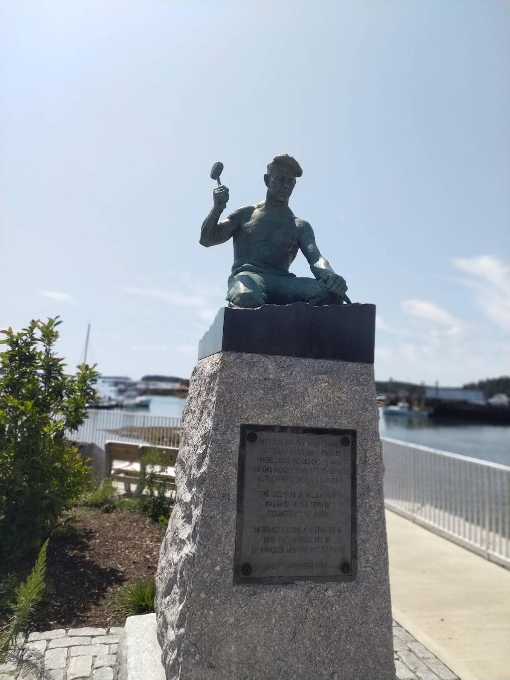 Stonington Ice Cream Company | restaurant | 66 Main St, Stonington, ME 04681, USA | 2073672900 OR +1 207-367-2900