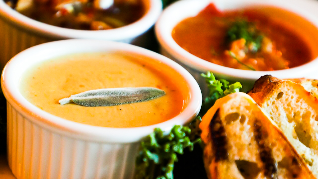 Maison Martinique Fine Dining | restaurant | 1603 Ocean Dr, Vero Beach, FL 32963, USA | 7722317299 OR +1 772-231-7299