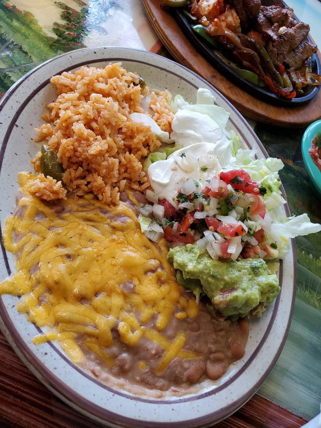El Tapatio Mexican Grill | restaurant | 4165 9th Steet SW #107Unnamed Road, Vero Beach, FL 32968, USA | 7722138249 OR +1 772-213-8249