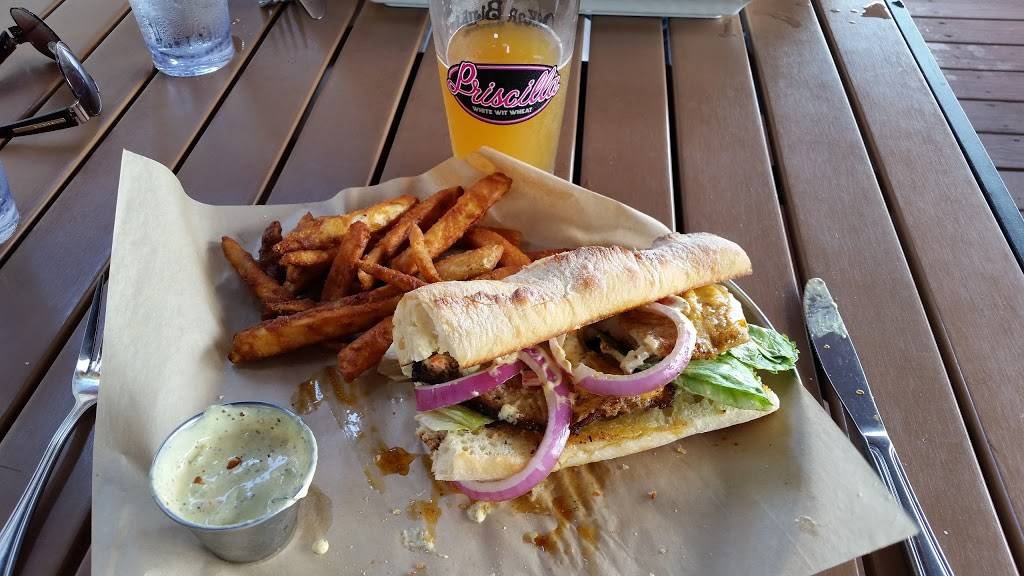 JohnnyLukes KitchenBar | restaurant | 5500 Market St #130, Wilmington, NC 28405, USA | 9107691798 OR +1 910-769-1798