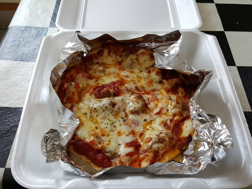 Raceway Pizza & More | meal takeaway | 109 E Gardner St, Elwood, IL 60421, USA | 8154236250 OR +1 815-423-6250