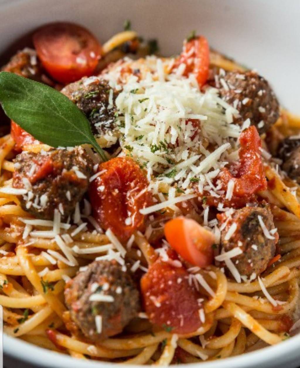 La Rosa Pizzeria & Cafe | restaurant | 6317 Charlotte Pike, Nashville, TN 37209, USA | 6158109523 OR +1 615-810-9523