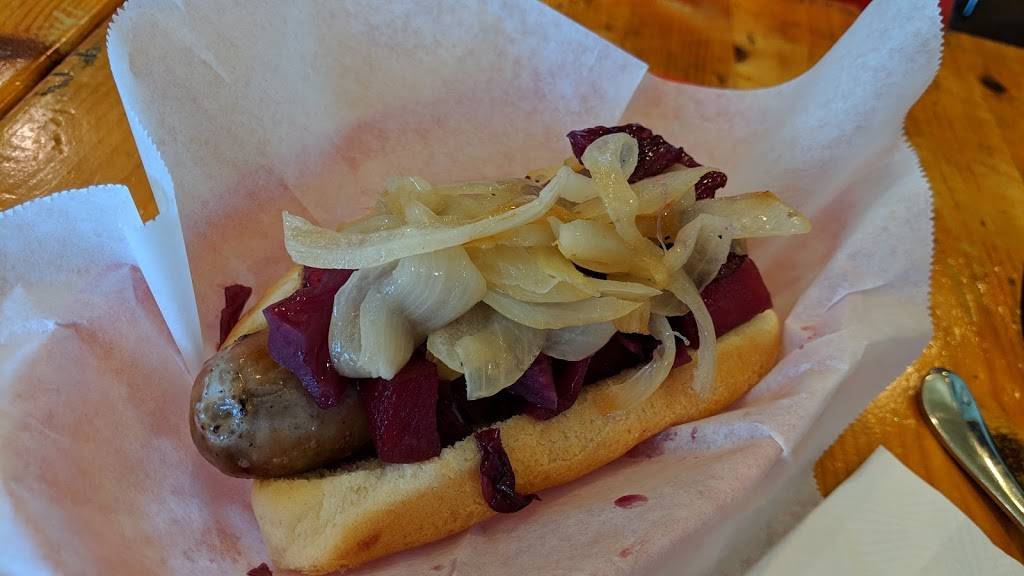The Slaw Dogs | restaurant | 720 N Lake Ave, Pasadena, CA 91104, USA | 6268089777 OR +1 626-808-9777