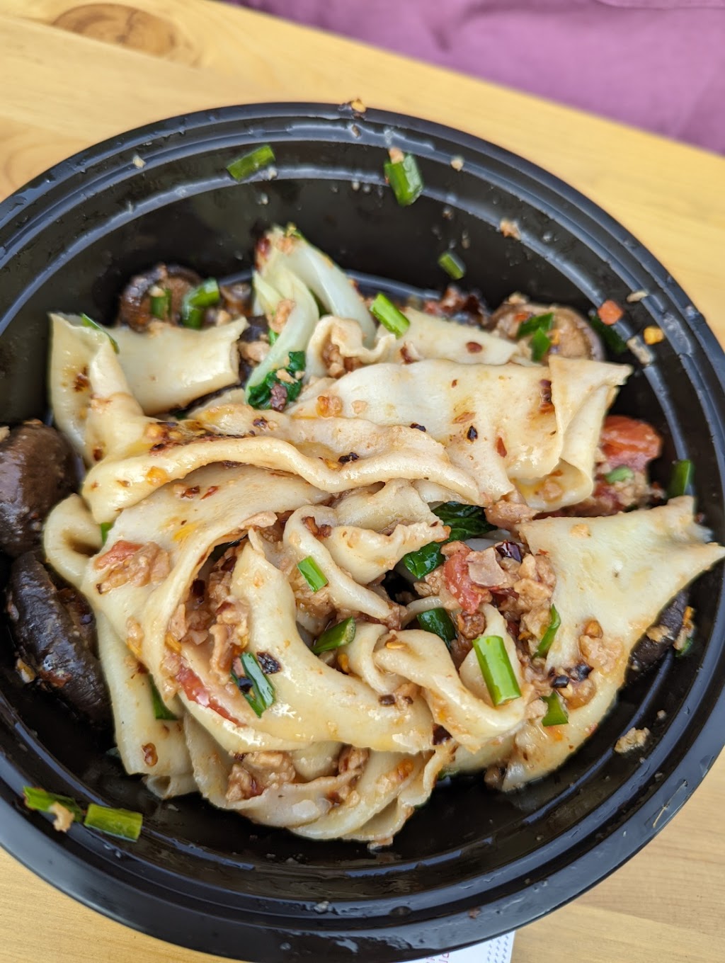 Bang Bang Noodles | restaurant | 1801 E 7th St, Los Angeles, CA 90021, USA | 3235003634 OR +1 323-500-3634