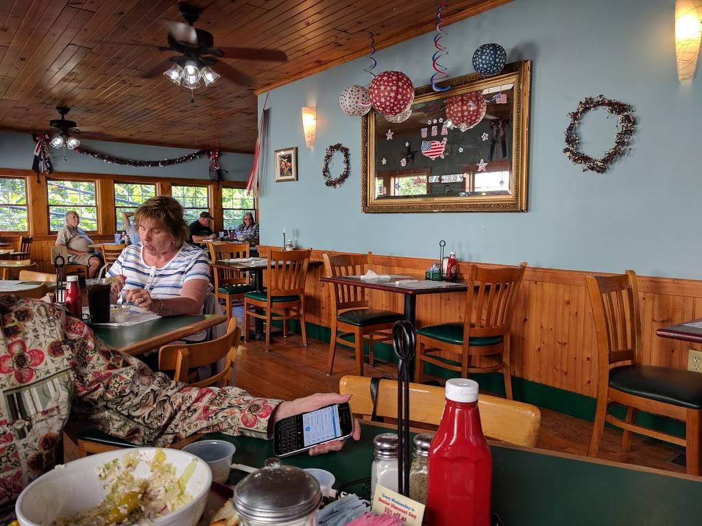 Main Street Diner | restaurant | 3032 Main St, Valatie, NY 12184, USA | 5187581233 OR +1 518-758-1233