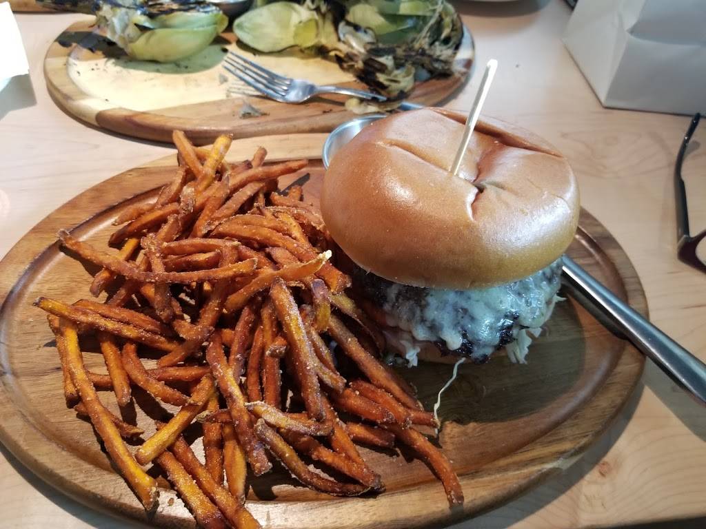 Crocketts Public House | restaurant | 26300 238th Ave SE SE, Maple Valley, WA 98038, USA | 4253587214 OR +1 425-358-7214