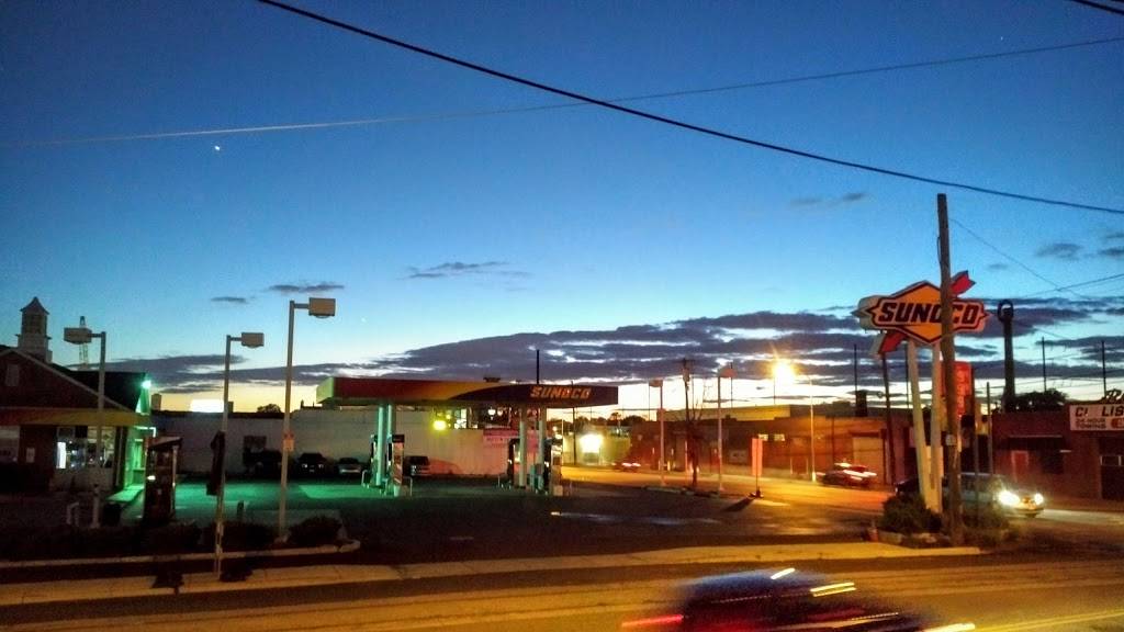 Flukes Irish Pub Inc | restaurant | 7401 State Rd, Philadelphia, PA 19136, USA | 2153384800 OR +1 215-338-4800