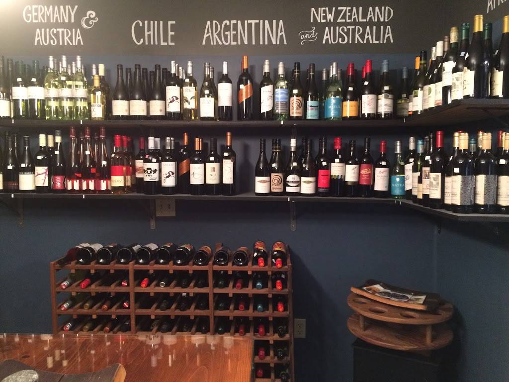 The Ogunquit Wine Cellar | restaurant | 59 Shore Rd, Ogunquit, ME 03907, USA | 2072169075 OR +1 207-216-9075