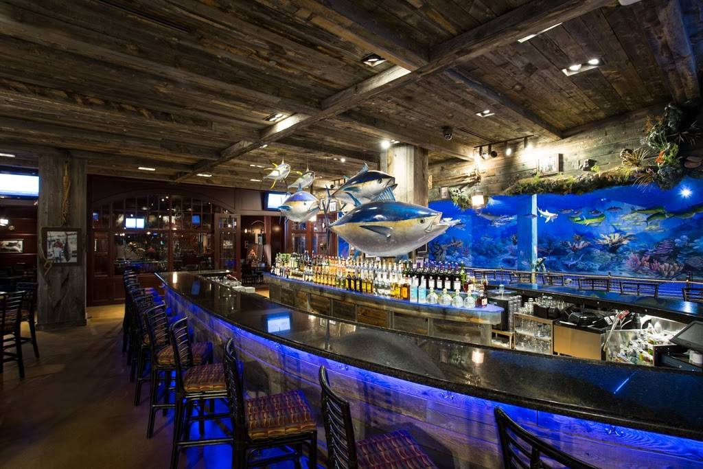 Uncle Bucks Fish Bowl and Grill | restaurant | 1 Bass Pro Dr, Memphis, TN 38105, USA | 9012918000 OR +1 901-291-8000