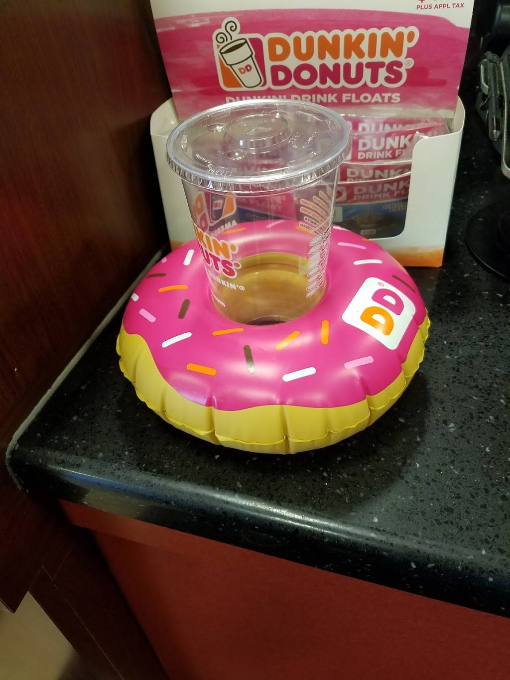 Dunkin | cafe | 15 Hemingway Ave, East Haven, CT 06512, USA | 2034693272 OR +1 203-469-3272