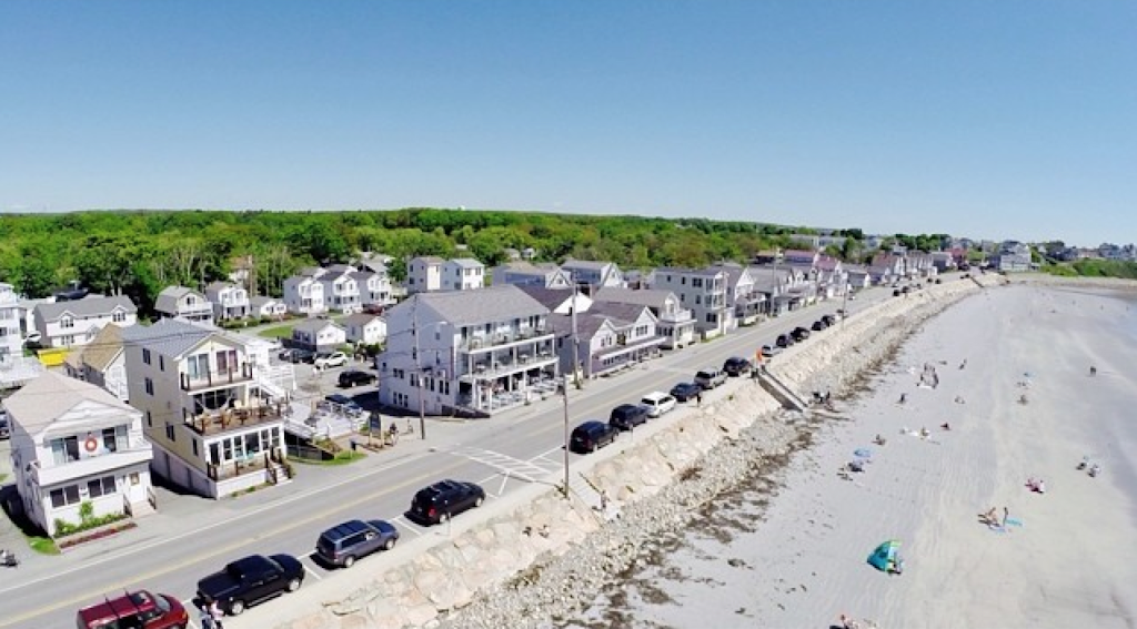 Stones Throw | restaurant | 123 Long Beach Ave, York, ME 03909, USA | 2073613116 OR +1 207-361-3116