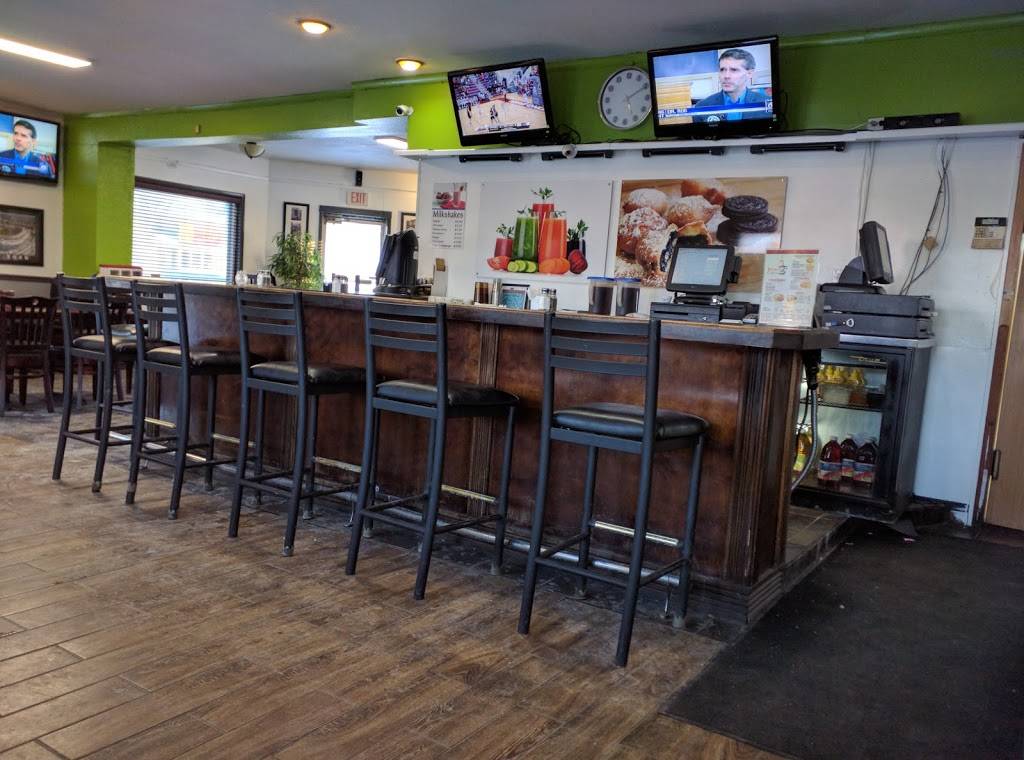 Rockets Cafe | restaurant | 2023 N Reynolds Rd, Toledo, OH 43615, USA | 4195313192 OR +1 419-531-3192