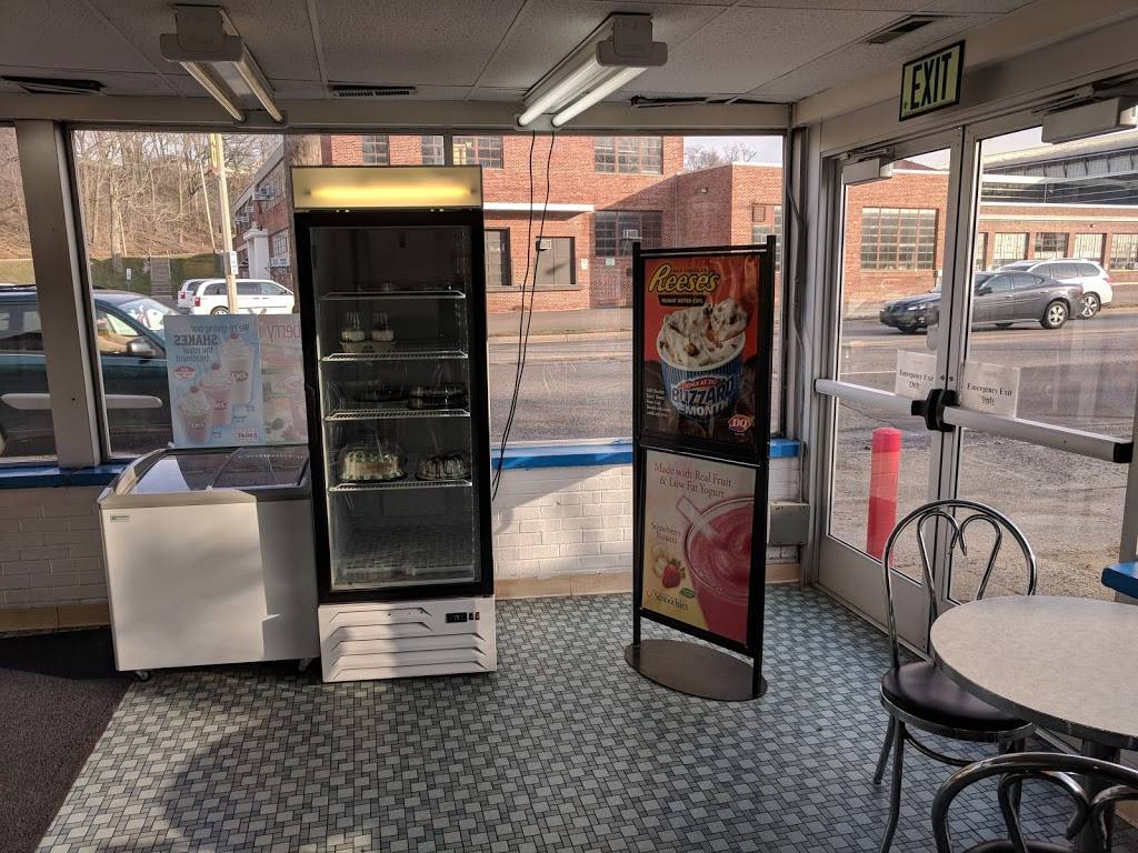 Dairy Queen Store | restaurant | 1040 W Michigan Ave, Kalamazoo, MI 49006, USA | 2693432752 OR +1 269-343-2752