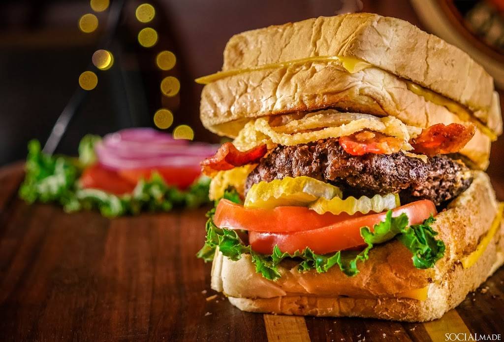 The Original Crusoes Restaurant & Patrick McKeanes Pub | restaurant | 3152 Osceola St, St. Louis, MO 63111, USA | 3143510620 OR +1 314-351-0620