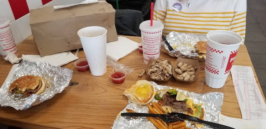 Five Guys | restaurant | 1675 N National Rd, Columbus, IN 47201, USA | 8126573788 OR +1 812-657-3788
